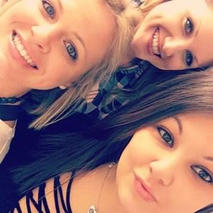 Meet your Posher, Niki